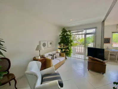 Apartamento com 2 Quartos à venda, 70m² no Jardim Virgínia, Guarujá