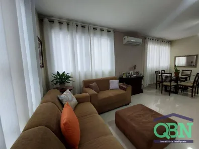 Casa com 6 Quartos à venda, 212m² no Embaré, Santos