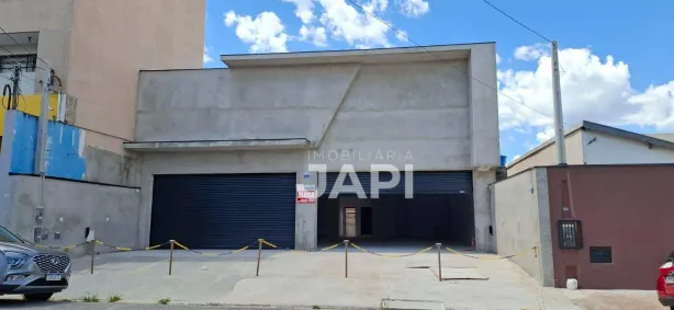 Galpão/Depósito/Armazém para alugar, 268m² no Vila Vianelo, Jundiaí