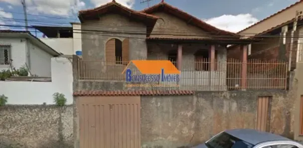 Casa com 3 Quartos à venda, 200m² no Miramar (Barreiro), Belo Horizonte