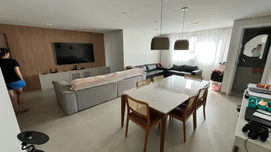 Apartamento com 4 Quartos à venda, 142m² no Fundinho, Uberlândia