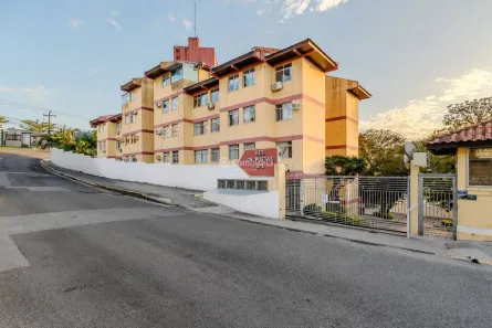 Apartamento com 1 Quarto para alugar, 45m² no Capoeiras, Florianópolis