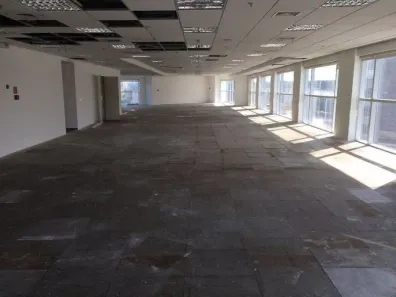 Sala Comercial para alugar, 289m² no Vila Olímpia, São Paulo