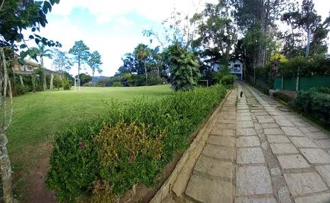 Casa com 4 Quartos à venda, 430m² no Valparaíso, Petrópolis