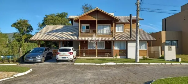 Casa de Condomínio com 3 Quartos à venda, 209m² no Vargem Grande, Florianópolis