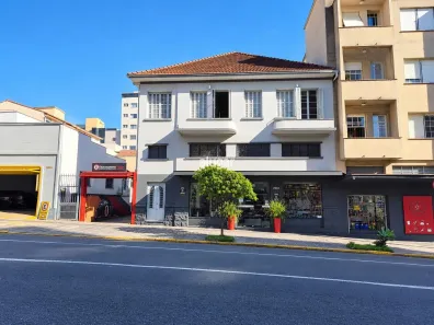 Sala Comercial para alugar, 180m² no Centro, Caxias do Sul