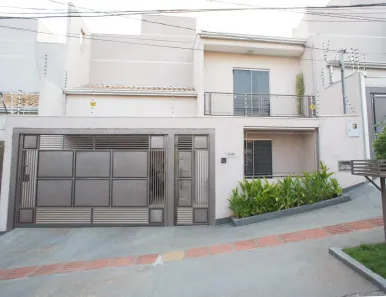 Sobrado com 3 Quartos à venda, 138m² no Monte Castelo, Campo Grande