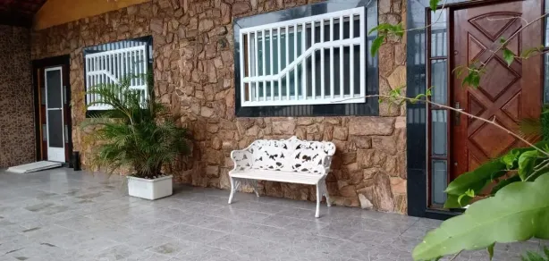 Casa com 4 Quartos à venda, 238m² no Tupi, Praia Grande