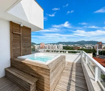 Cobertura com 3 Quartos para alugar, 175m² no Itacorubi, Florianópolis