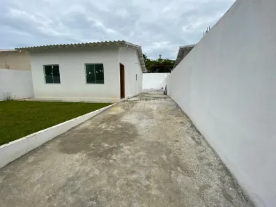 Casa com 2 Quartos à venda, 400m² no Viaduto, Araruama