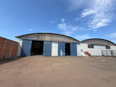 Galpão/Depósito/Armazém para alugar, 1000m² no Vila Industrial, Arapongas