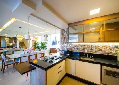 Casa de Condomínio com 3 Quartos à venda, 325m² no Iporanga, Sorocaba