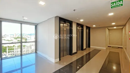 Sala Comercial à venda, 25m² no São Sebastião, Porto Alegre