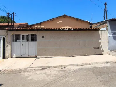 Casa com 4 Quartos à venda, 180m² no Vila Nova, Brasília
