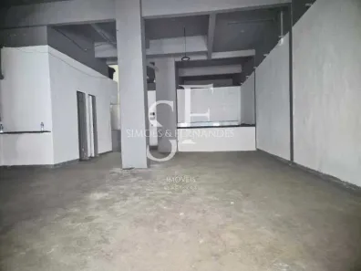 Ponto Comercial para alugar, 256m² no Humaitá, Rio de Janeiro
