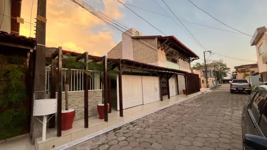 Casa com 3 Quartos para alugar, 300m² no Águas Brancas, Ananindeua