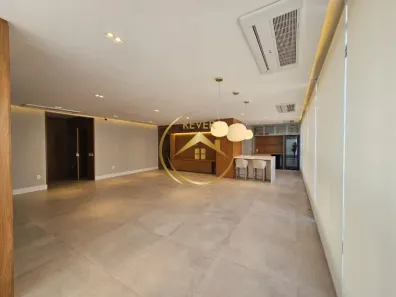 Apartamento com 4 Quartos à venda, 256m² no Cambuí, Campinas