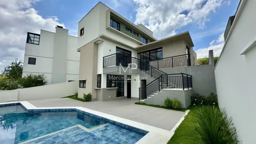 Casa com 3 Quartos à venda, 384m² no São Pedro, Juiz de Fora