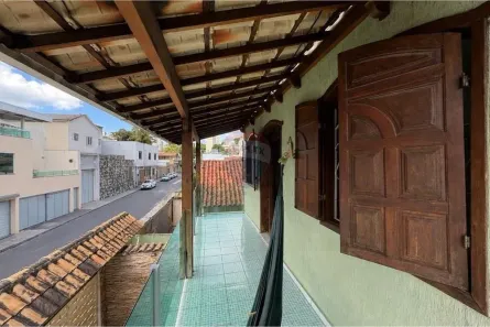 Casa com 5 Quartos à venda, 300m² no Santa Tereza, Belo Horizonte