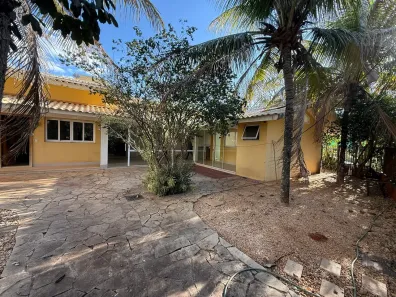 Casa de Condomínio com 3 Quartos à venda, 370m² no Jardins Verona, Goiânia