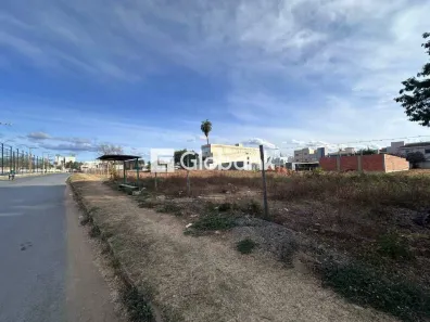 Lote/Terreno à venda, 394m² no Vila Brasília, Montes Claros
