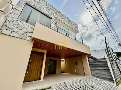 Casa de Condomínio com 5 Quartos à venda, 210m² no Mangueirão, Belém