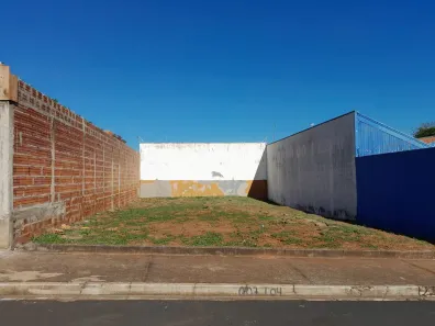 Lote/Terreno à venda, 200m² no Jardim Boa Vista, Araraquara