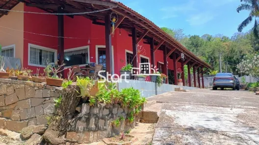 Fazenda/Sítio com 4 Quartos à venda, 400m² no Lopes, Valinhos