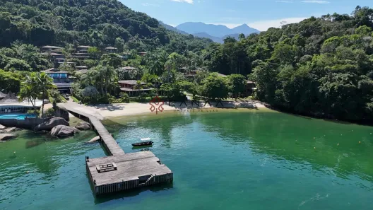 Casa de Condomínio com 4 Quartos à venda, 240m² no Mombaça, Angra dos Reis
