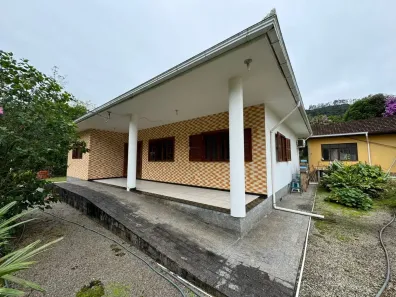 Fazenda/Sítio com 3 Quartos à venda, 195m² no Santa Barbara, Antônio Carlos