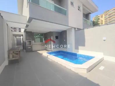 Sobrado com 3 Quartos à venda, 152m² no Tupi, Praia Grande
