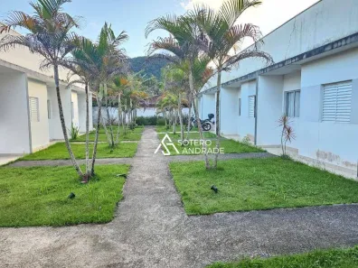 Casa de Condomínio com 2 Quartos à venda, 45m² no Capricórnio II, Caraguatatuba