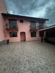 Sobrado com 3 Quartos para alugar, 125m² no Centro, Ponta Grossa