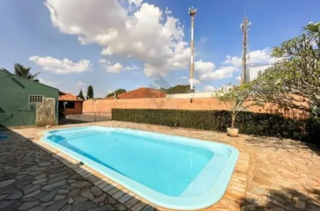 Casa com 2 Quartos à venda, 247m² no Geraldo Correia de Carvalho, Ribeirão Preto
