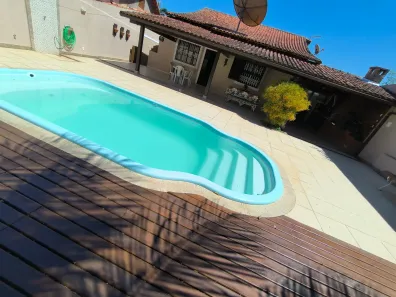 Casa com 3 Quartos à venda, 239m² no Parque Hotel, Araruama