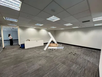 Sala Comercial para alugar, 140m² no Vila Nova Conceição, São Paulo