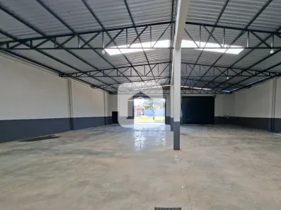 Galpão/Depósito/Armazém para alugar, 800m² no Bom Jesus, Uberlândia