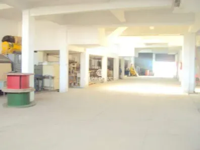 Galpão/Depósito/Armazém à venda, 700m² no Sagrada Família, Belo Horizonte