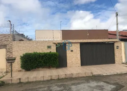 Casa com 3 Quartos à venda, 200m² no Cajupiranga, Parnamirim
