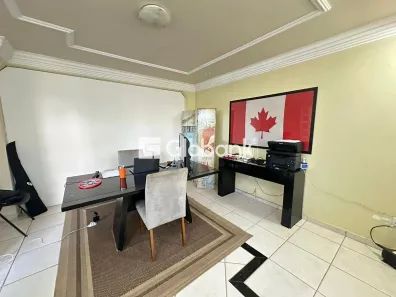 Casa com 3 Quartos à venda, 200m² no Cidade Nova, Montes Claros