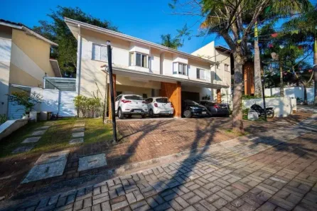 Casa de Condomínio com 4 Quartos à venda, 155m² no Granja Viana, Cotia
