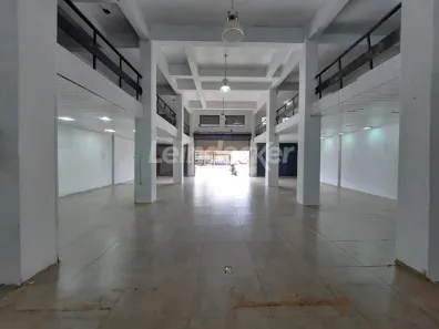 Ponto Comercial para alugar, 250m² no Floresta, Porto Alegre