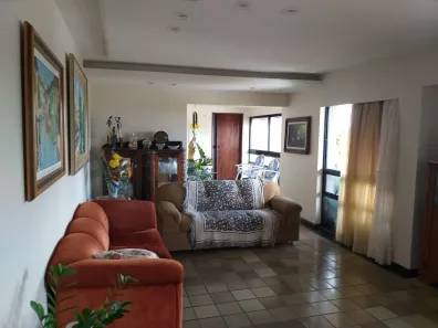 Apartamento com 4 Quartos à venda, 186m² no Casa Amarela, Recife