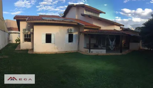 Casa com 3 Quartos à venda, 252m² no Parque São Quirino, Campinas