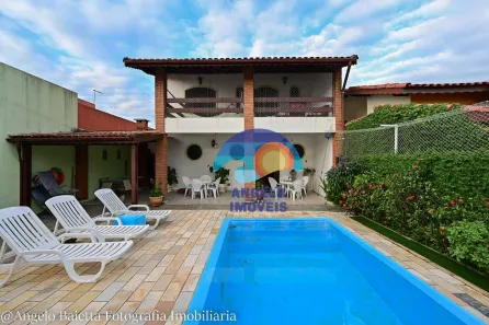 Sobrado com 5 Quartos à venda, 213m² no Parque Oasis, Peruíbe