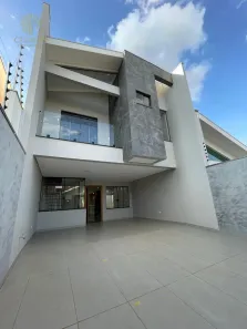 Sobrado com 3 Quartos à venda, 213m² no Parque Avenida, Maringá