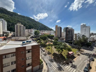 Apartamento com 3 Quartos à venda, 140m² no Centro, Juiz de Fora