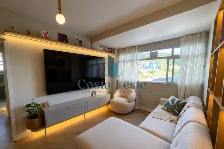 Apartamento com 2 Quartos para alugar, 73m² no Centro, Florianópolis