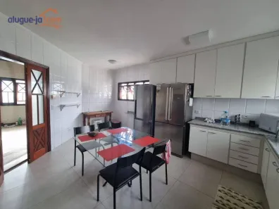 Sobrado com 4 Quartos à venda, 450m² no Urbanova, São José dos Campos