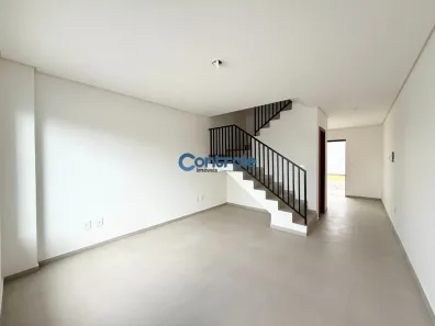 Sobrado com 2 Quartos à venda, 82m² no Areias, São José